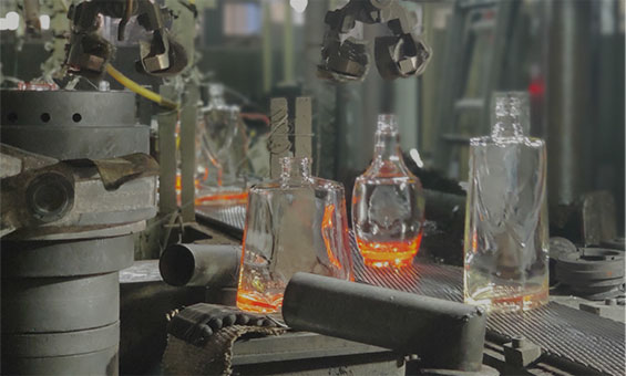 Sind 700ml Glasflaschen mehr teuer als 750ml Flaschen?